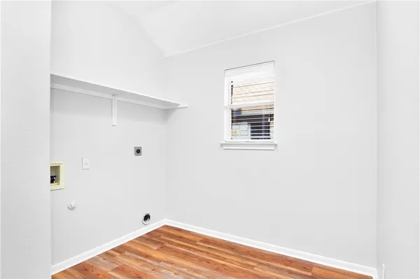 $3,400 | 5813 York Bridge Circle, Austin, TX 78749