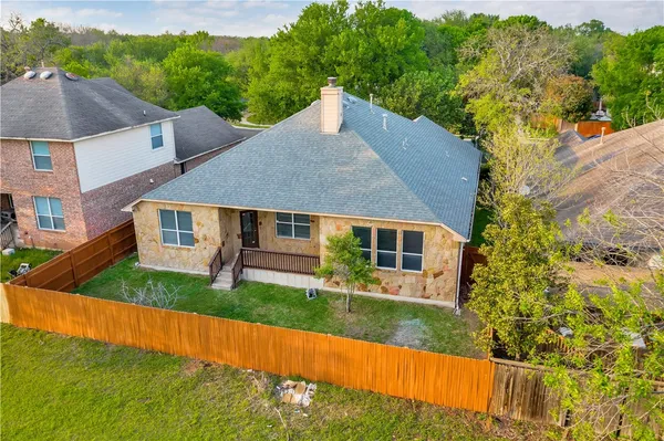 $3,400 | 5813 York Bridge Circle, Austin, TX 78749