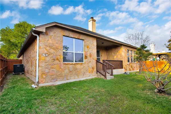 $3,400 | 5813 York Bridge Circle, Austin, TX 78749