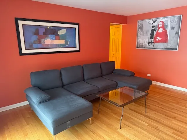 $2,250 | 1155 Silverwood Court, Unit D1, Wheeling, IL 60090