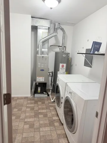 $2,250 | 1155 Silverwood Court, Unit D1, Wheeling, IL 60090