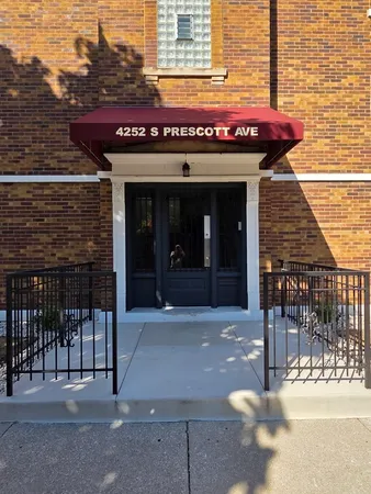 $700,000 | 4252 Prescott Avenue, Lyons, IL 60534
