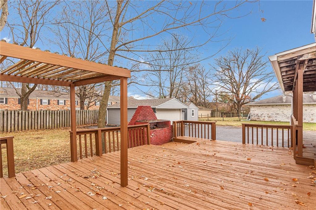 7581 Ditch Road Indianapolis, IN 46260 - Photo 28 of 31 Gallery Image 28