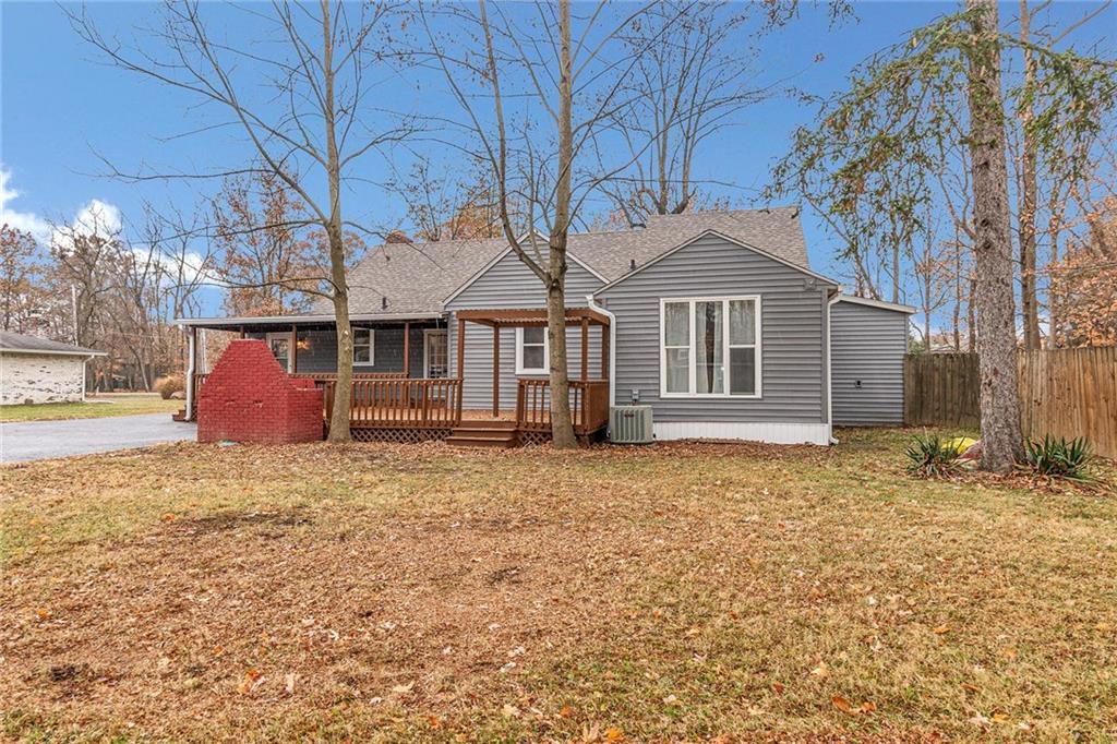 7581 Ditch Road Indianapolis, IN 46260 - Photo 29 of 31 Gallery Image 29