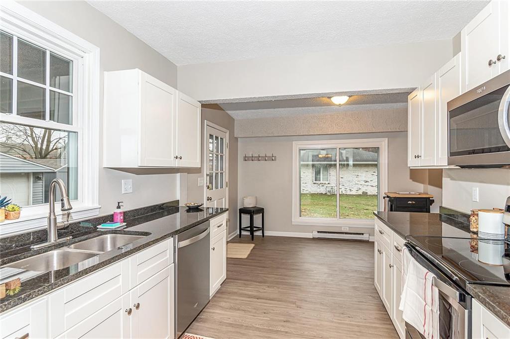 7581 Ditch Road Indianapolis, IN 46260 - Photo 9 of 31 Gallery Image 9