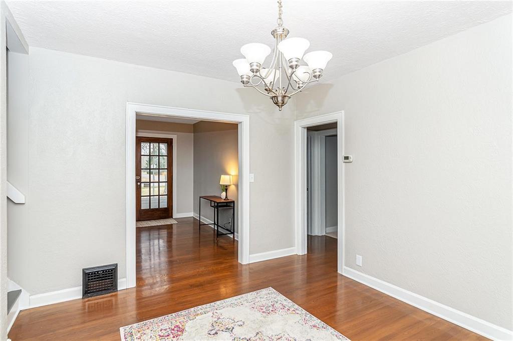7581 Ditch Road Indianapolis, IN 46260 - Photo 10 of 31 Gallery Image 10