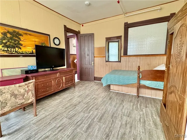 $299,900 | 1039 Midland Avenue, Syracuse, NY 13205