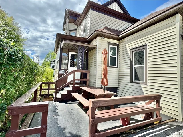 $299,900 | 1039 Midland Avenue, Syracuse, NY 13205