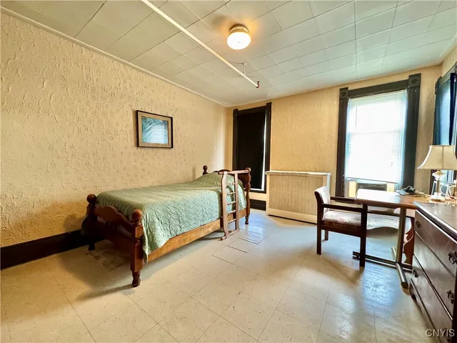 $299,900 | 1039 Midland Avenue, Syracuse, NY 13205