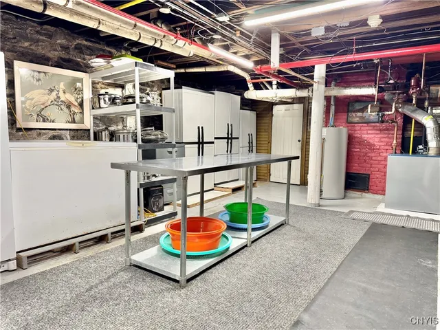 $299,900 | 1039 Midland Avenue, Syracuse, NY 13205