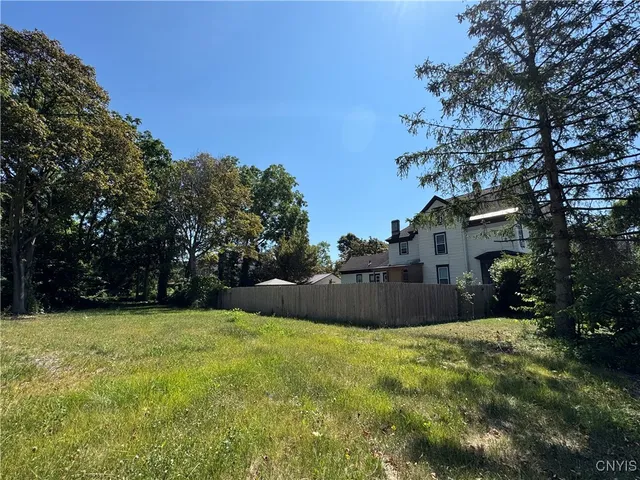 $299,900 | 1039 Midland Avenue, Syracuse, NY 13205