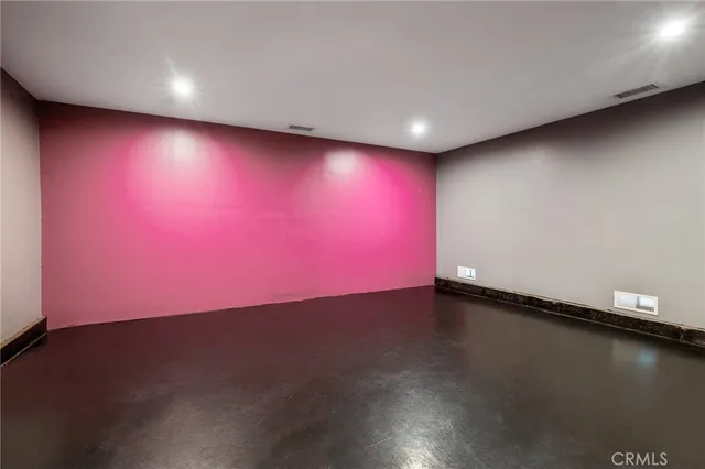 an empty room