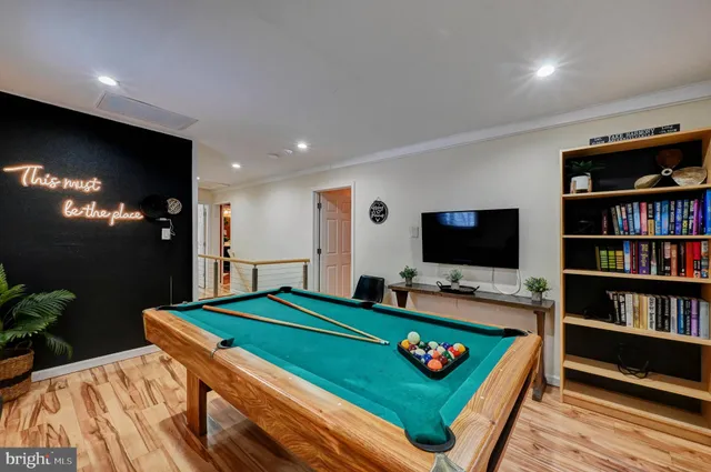 $749,900 | 28 Skye Drive, Lake Harmony, PA 18624