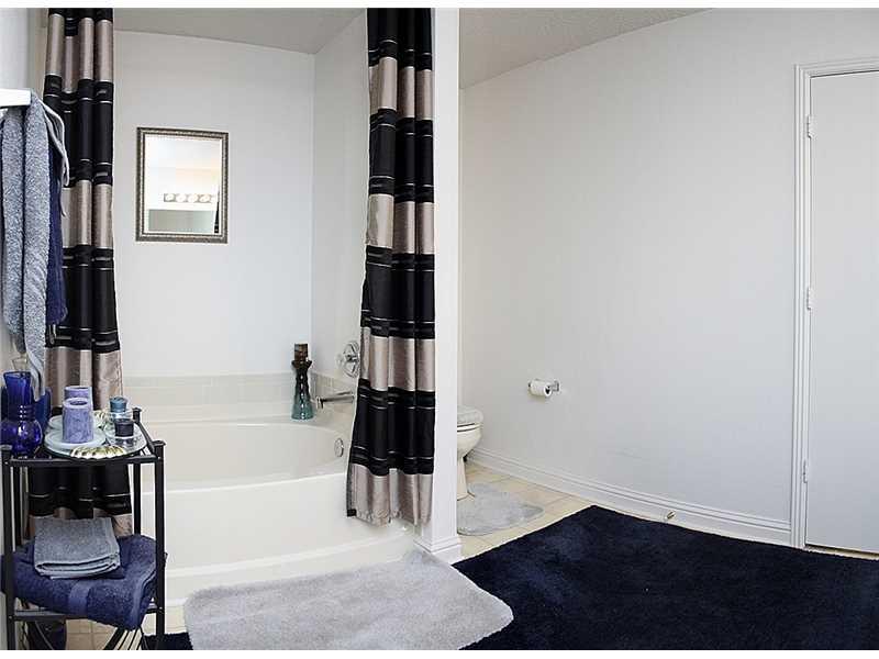 9856 Blue Ridge Way Indianapolis, IN 46234 - Photo 14 of 24 Gallery Image 14