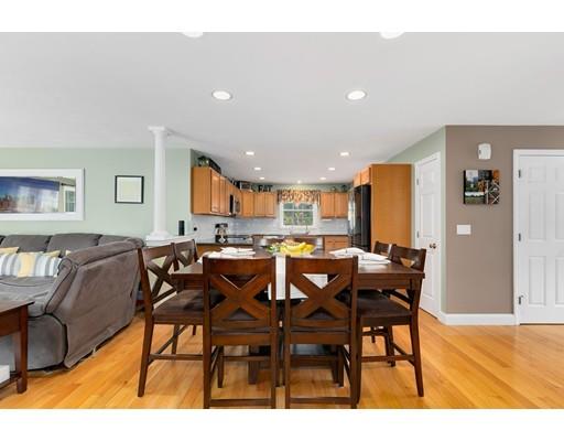 14 Marks Way Maynard, MA 01754 - Photo 11 of 30 Gallery Image 11