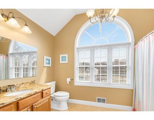 14 Marks Way Maynard, MA 01754 - Photo 21 of 30 Gallery Image 21