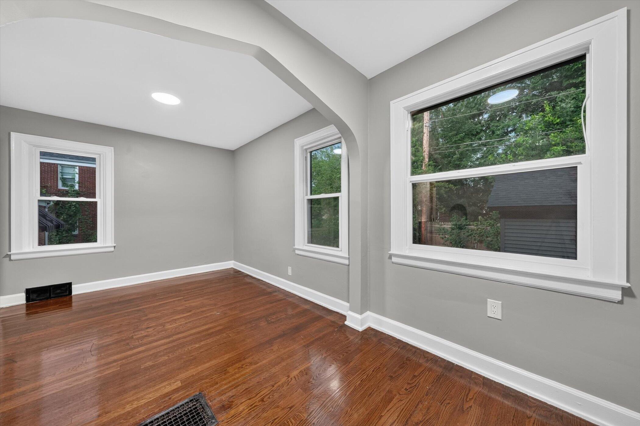 5083 Devonshire Road Detroit, MI 48224 - Photo 14 of 48 16-5083-Devonshire-Rd-WindowStill-Photog