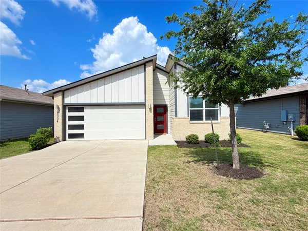 $2,300 | 8004 City Top Boulevard, Austin, TX 78724