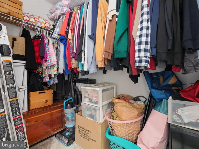 $560,000 | 7002 Manahoac Place, Gainesville, VA 20155