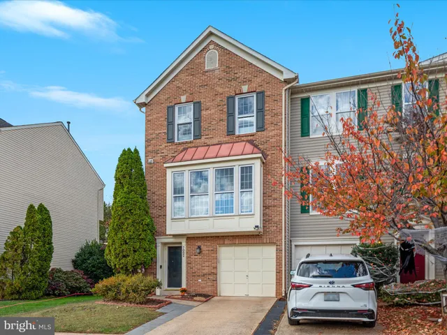 $560,000 | 7002 Manahoac Place, Gainesville, VA 20155