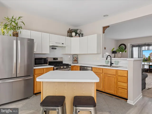 $560,000 | 7002 Manahoac Place, Gainesville, VA 20155