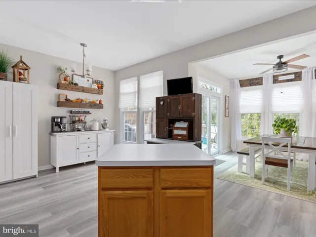 $560,000 | 7002 Manahoac Place, Gainesville, VA 20155