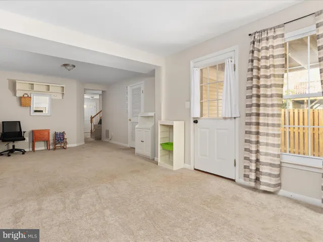 $560,000 | 7002 Manahoac Place, Gainesville, VA 20155