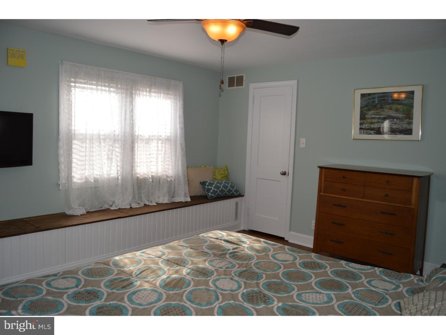 416 Earlington Road Havertown, PA 19083 - Photo 14 of 25 Bedroom - Main