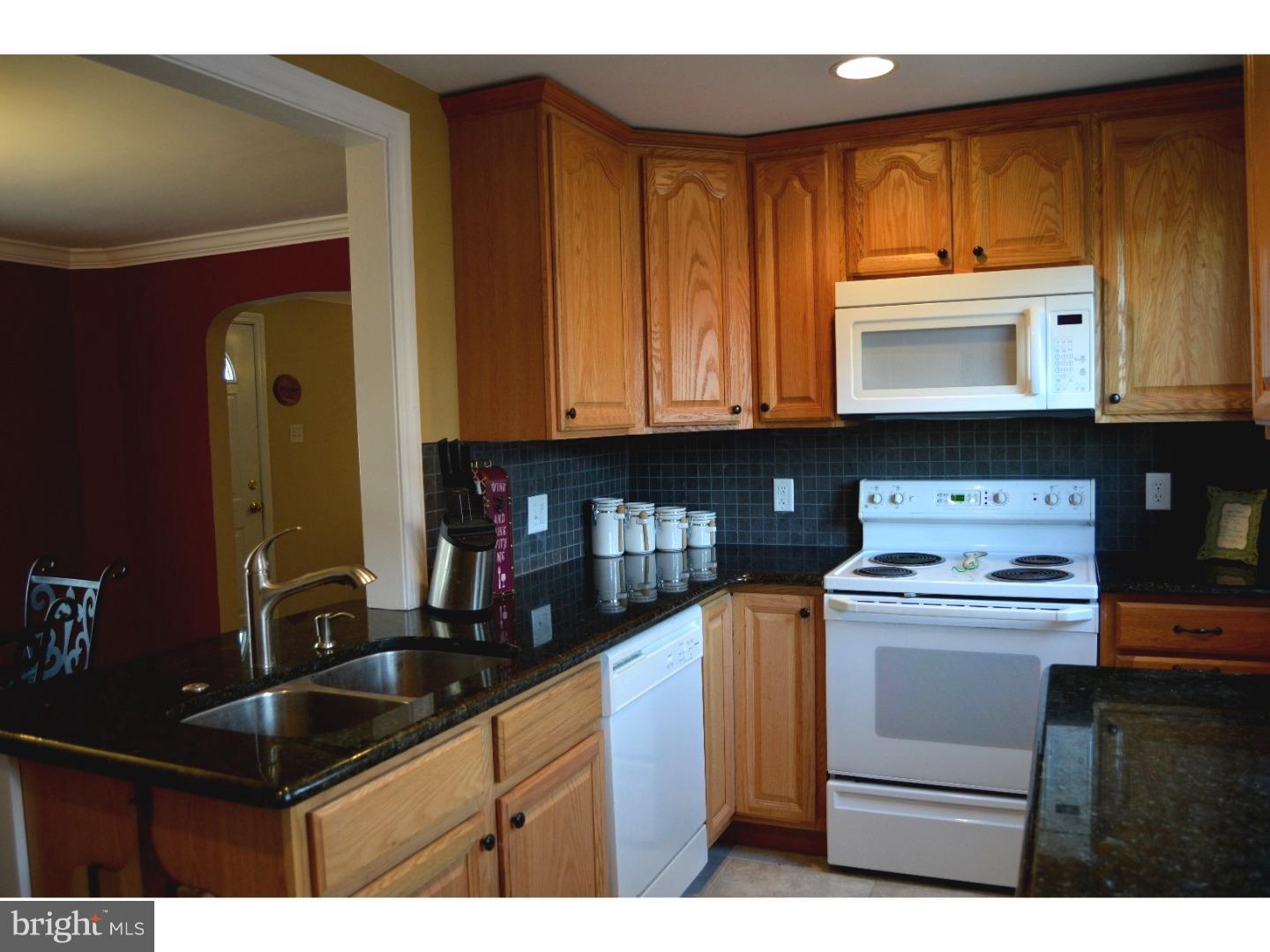 416 Earlington Road Havertown, PA 19083 - Photo 7 of 25 Kitchen