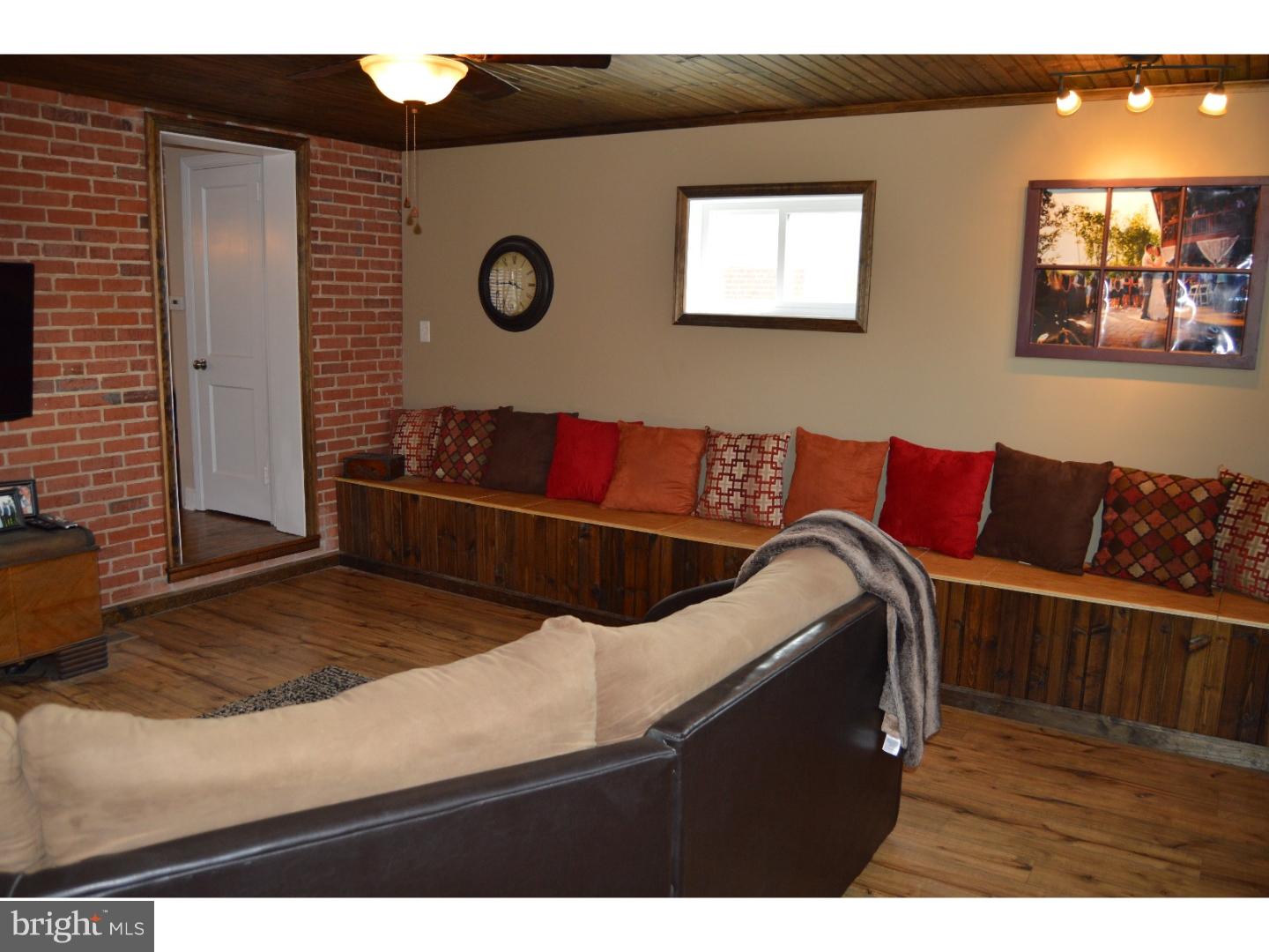 416 Earlington Road Havertown, PA 19083 - Photo 10 of 25 Family Room
