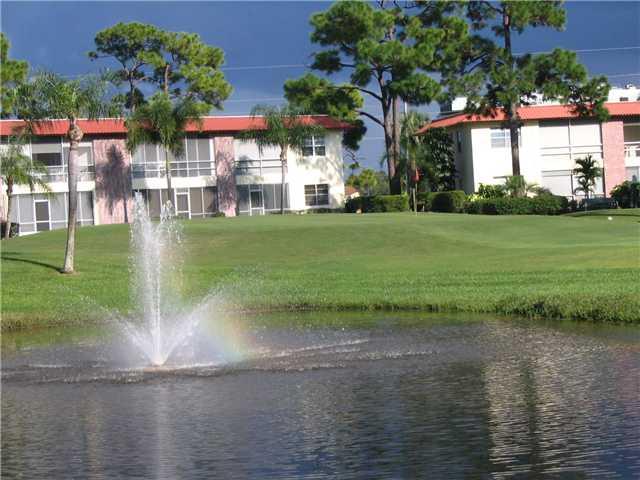 1937 Southwest Palm City Road, Unit 19I Stuart, FL 34994 - Photo 11 of 25 Gallery Image 11