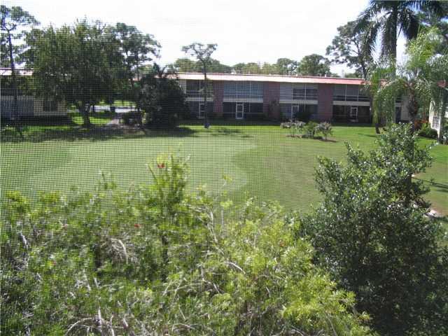 1937 Southwest Palm City Road, Unit 19I Stuart, FL 34994 - Photo 21 of 25 Gallery Image 21