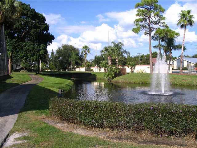 1937 Southwest Palm City Road, Unit 19I Stuart, FL 34994 - Photo 9 of 25 Gallery Image 9