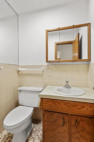 $399,900 | 2404 Hayes Court, Burnsville, MN 55337