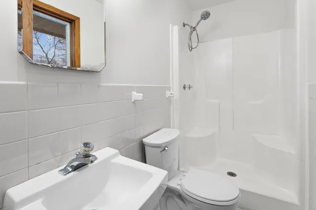 $399,900 | 2404 Hayes Court, Burnsville, MN 55337