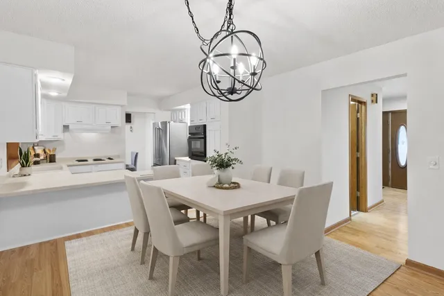 $399,900 | 2404 Hayes Court, Burnsville, MN 55337