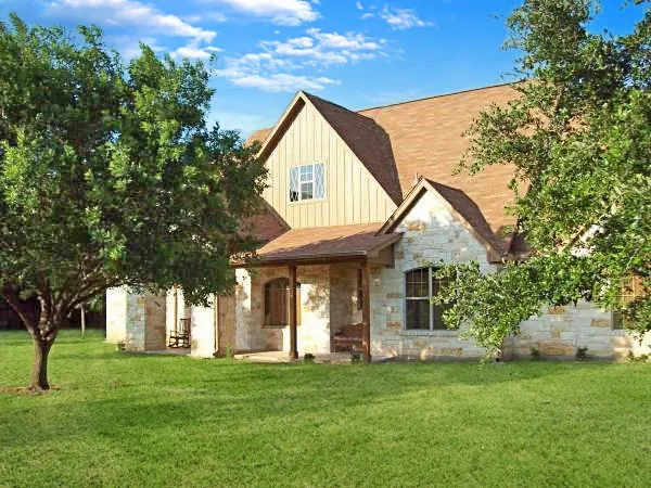 $1,199 | 16219 Oxbow Trail, Unit UPSTAIRS, Buda, TX 78610