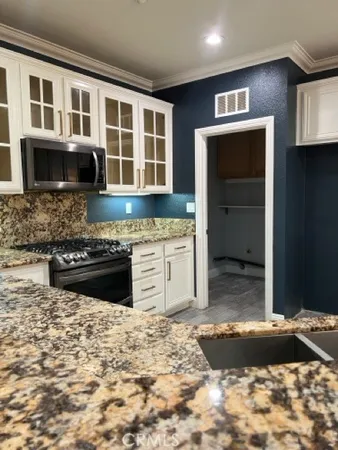 $3,400 | 6105 Eaglemont Drive, Fontana, CA 92336