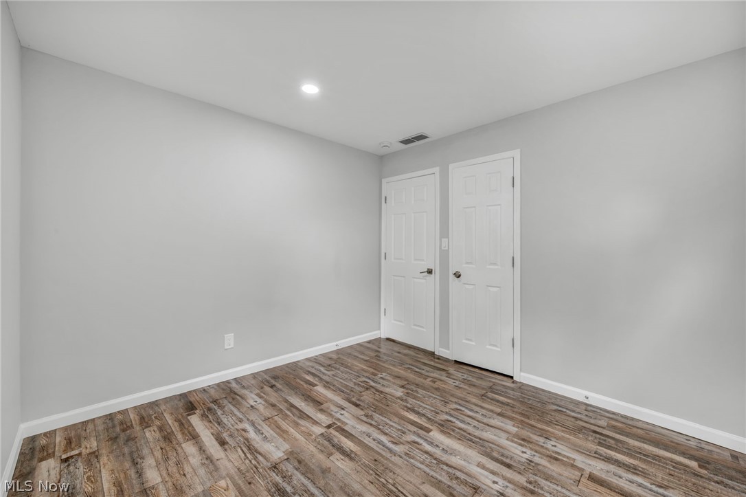 23928 Knickerbocker Road Bay Village, OH 44140 - Photo 23 of 39