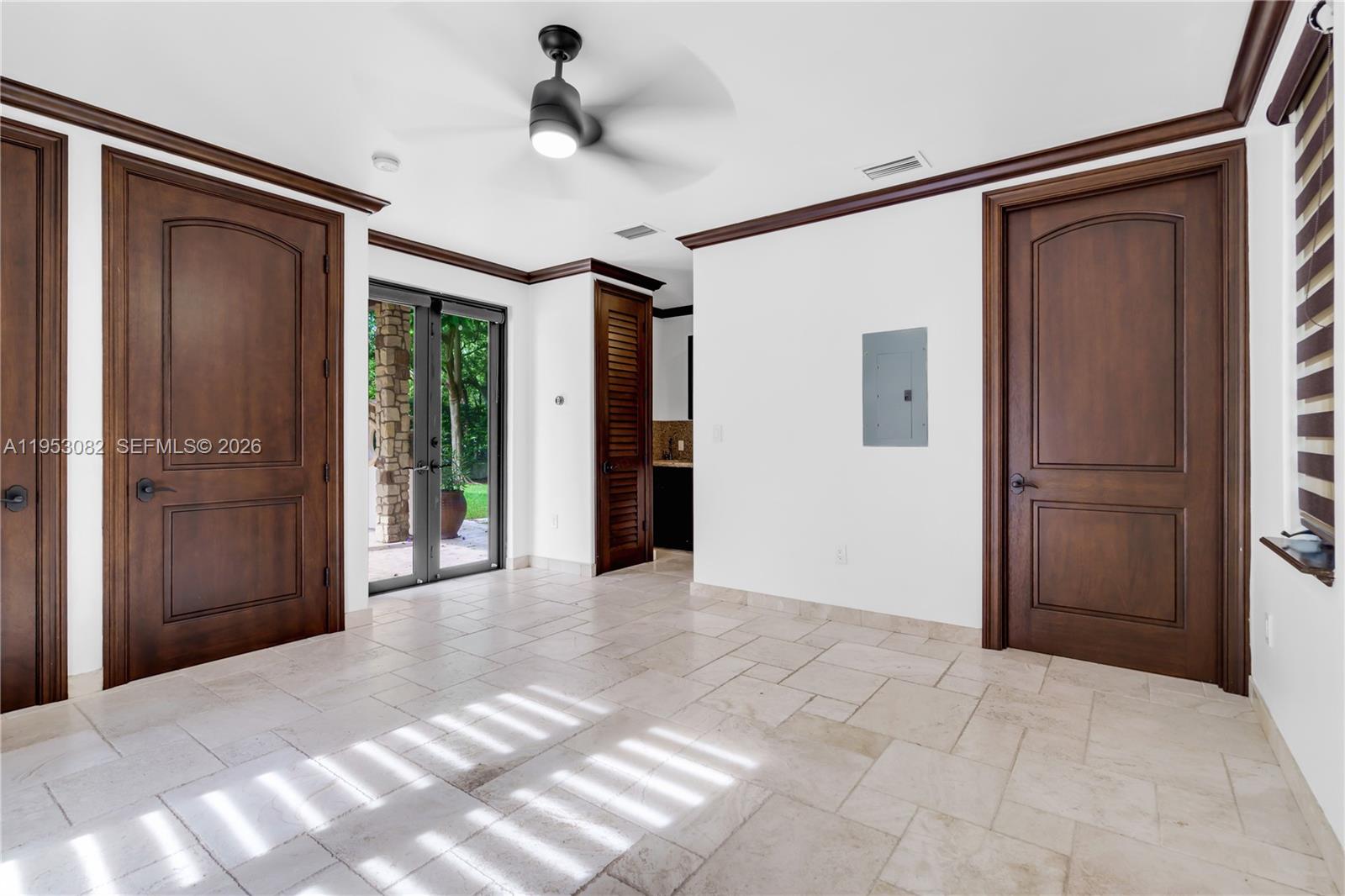 9801 Southwest 60th Court Pinecrest, FL 33156 - Photo 34 of 67 Guest House #1