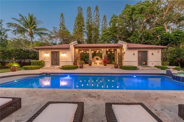 $6,950,000 | 9801 Southwest 60th Court, Pinecrest, FL 33156