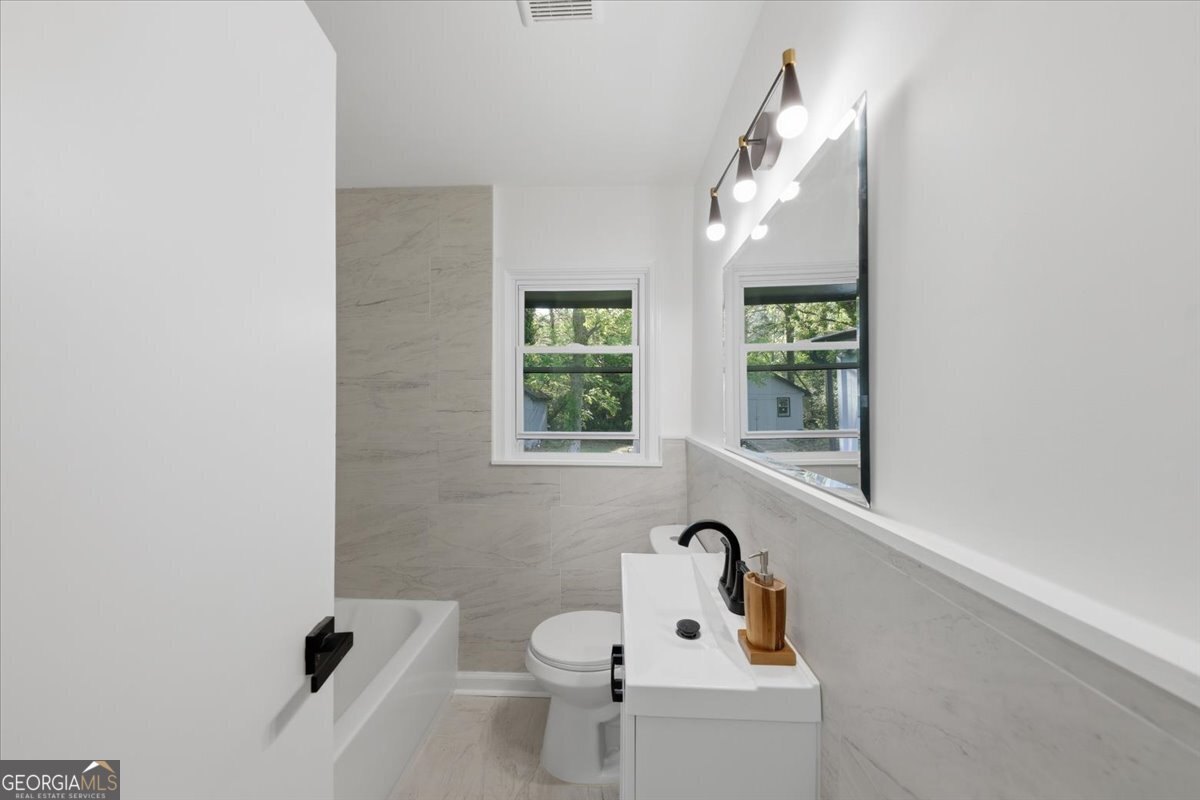 2082 Rosewood Road Decatur, GA 30032 - Photo 17 of 27