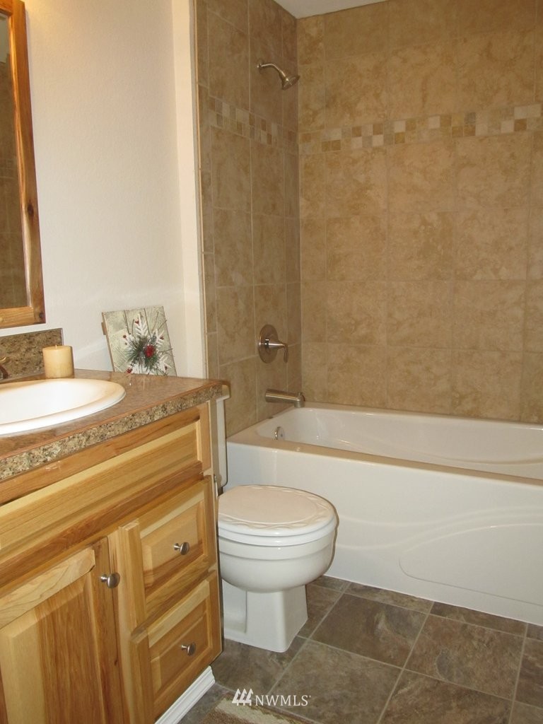 17647 Happy Lane Southwest Rochester, WA 98579 - Photo 12 of 17 Gallery Image 12