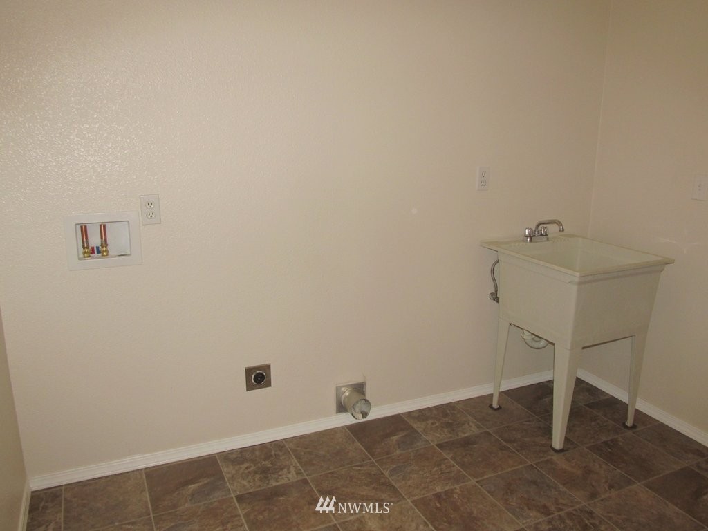 17647 Happy Lane Southwest Rochester, WA 98579 - Photo 13 of 17 Gallery Image 13