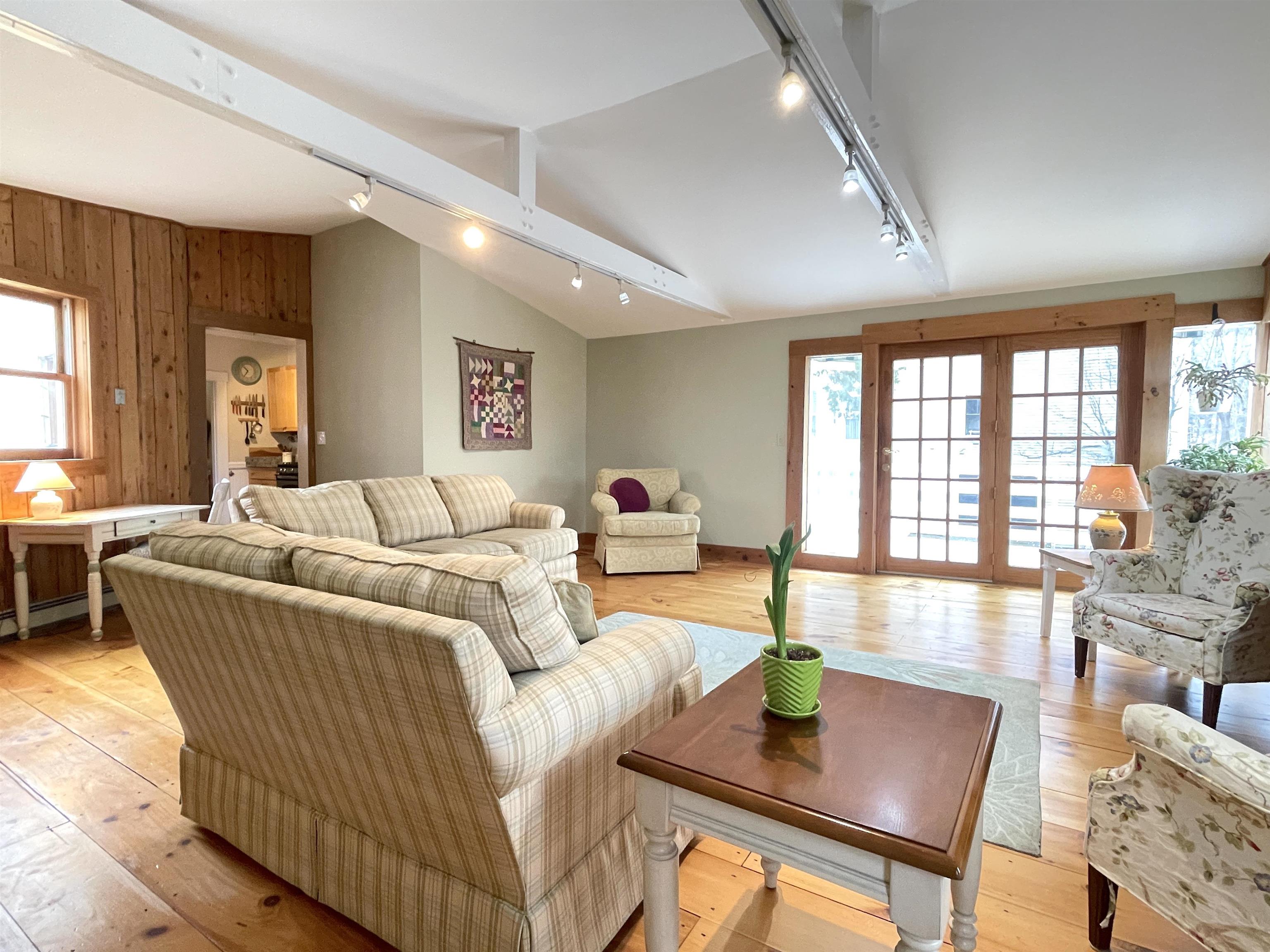 27 Pine Street Peterborough, NH 03458 - Photo 27 of 55