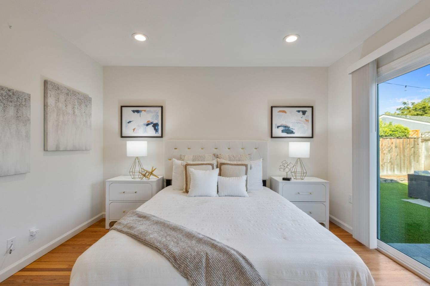 618 Azule Avenue San Jose, CA 95123 - Photo 27 of 48 a bedroom with a bed and a lamp