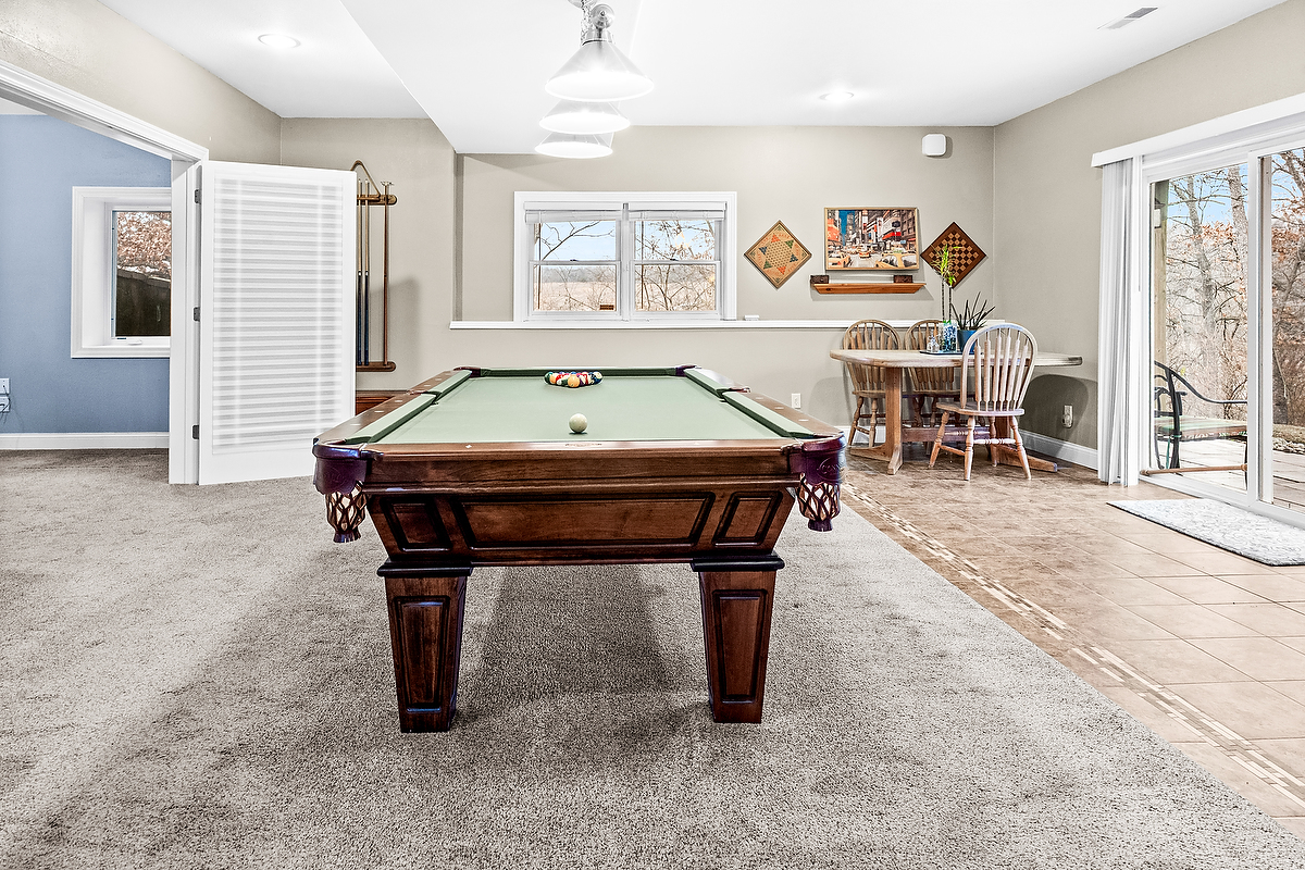 2296 Deer Ridge Court Carlock, IL 61725 - Photo 36 of 59 a room with furniture and windows