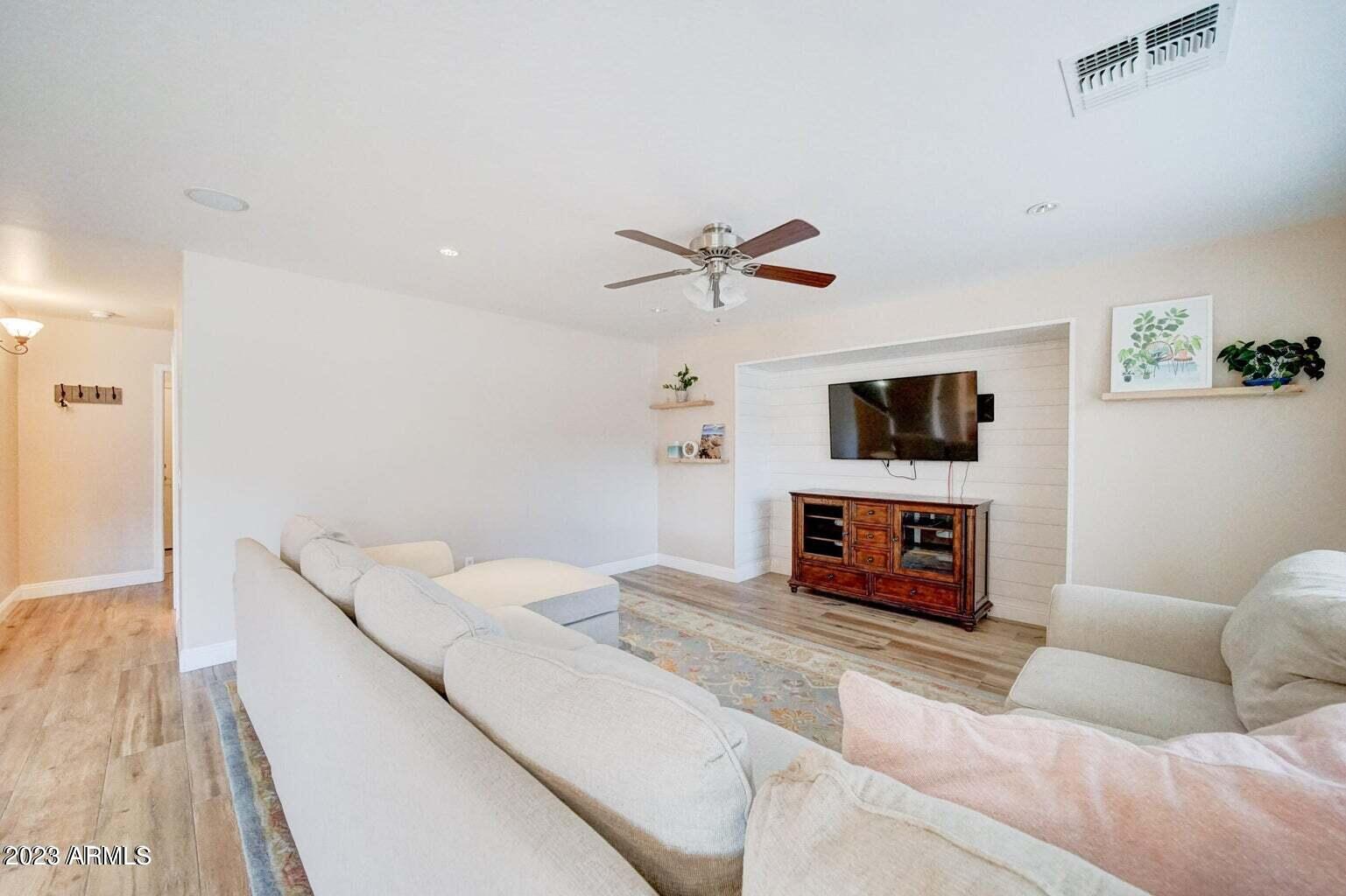 3563 East Blue Ridge Way Gilbert, AZ 85298 - Photo 13 of 30 Family Room