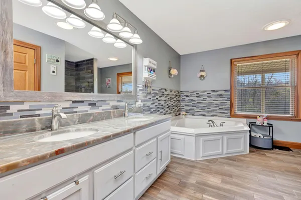 $512,900 | 7877 Upper Dry Fork Road, Madison, IN 47250