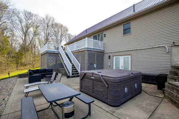 $512,900 | 7877 Upper Dry Fork Road, Madison, IN 47250